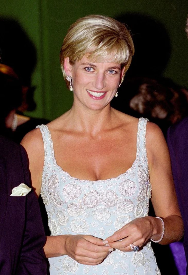La manucure de la princesse Diana est de nouveau à la mode. - Vietnam.vn