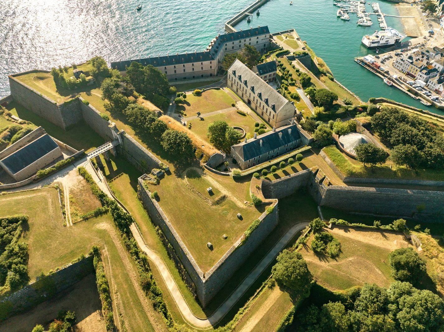 Accor installe sa nouvelle marque d'hôtels de luxe en France