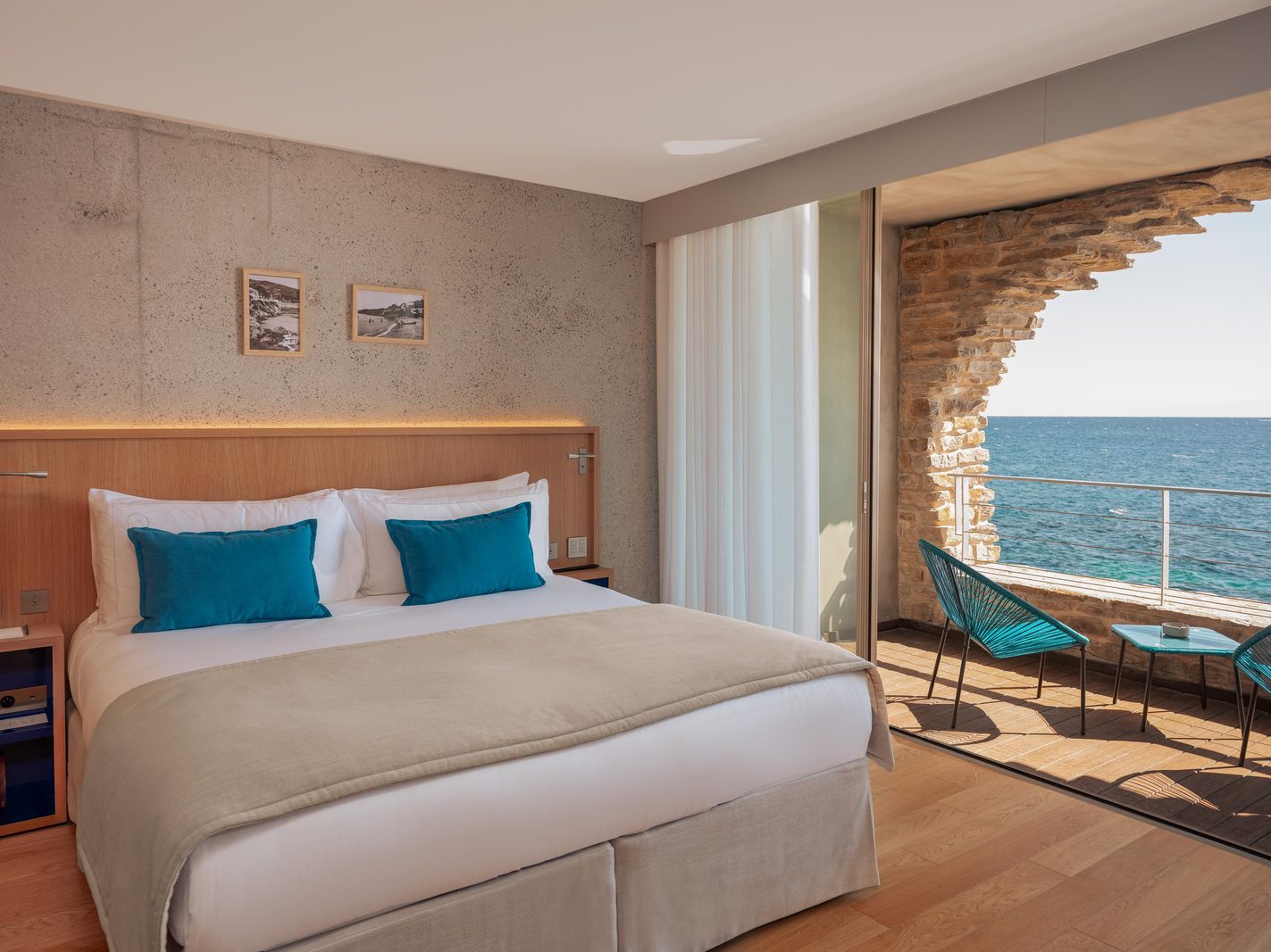Notre avis sur Les Roches, l’hôtel mythique du Lavandou ressuscité - yonder.fr