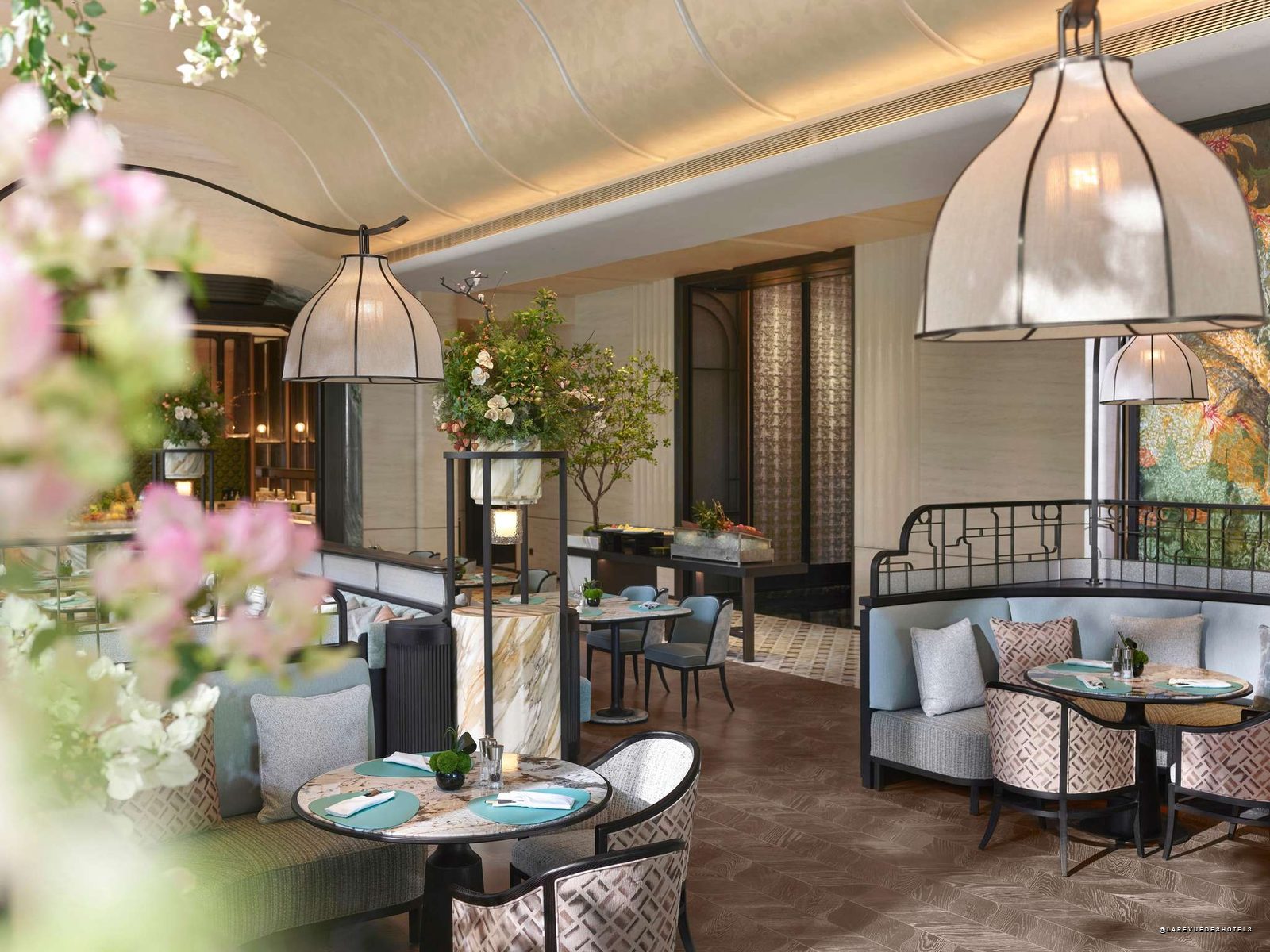 Dining room of the Lychee restaurant at the Financial City Chengdu · MGallery Collection