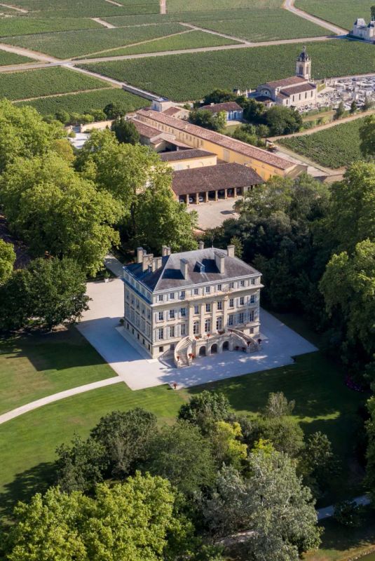 Le Guide Michelin met en lumière dix vigneronnes et vignerons qui façonnent les vins de Bordeaux