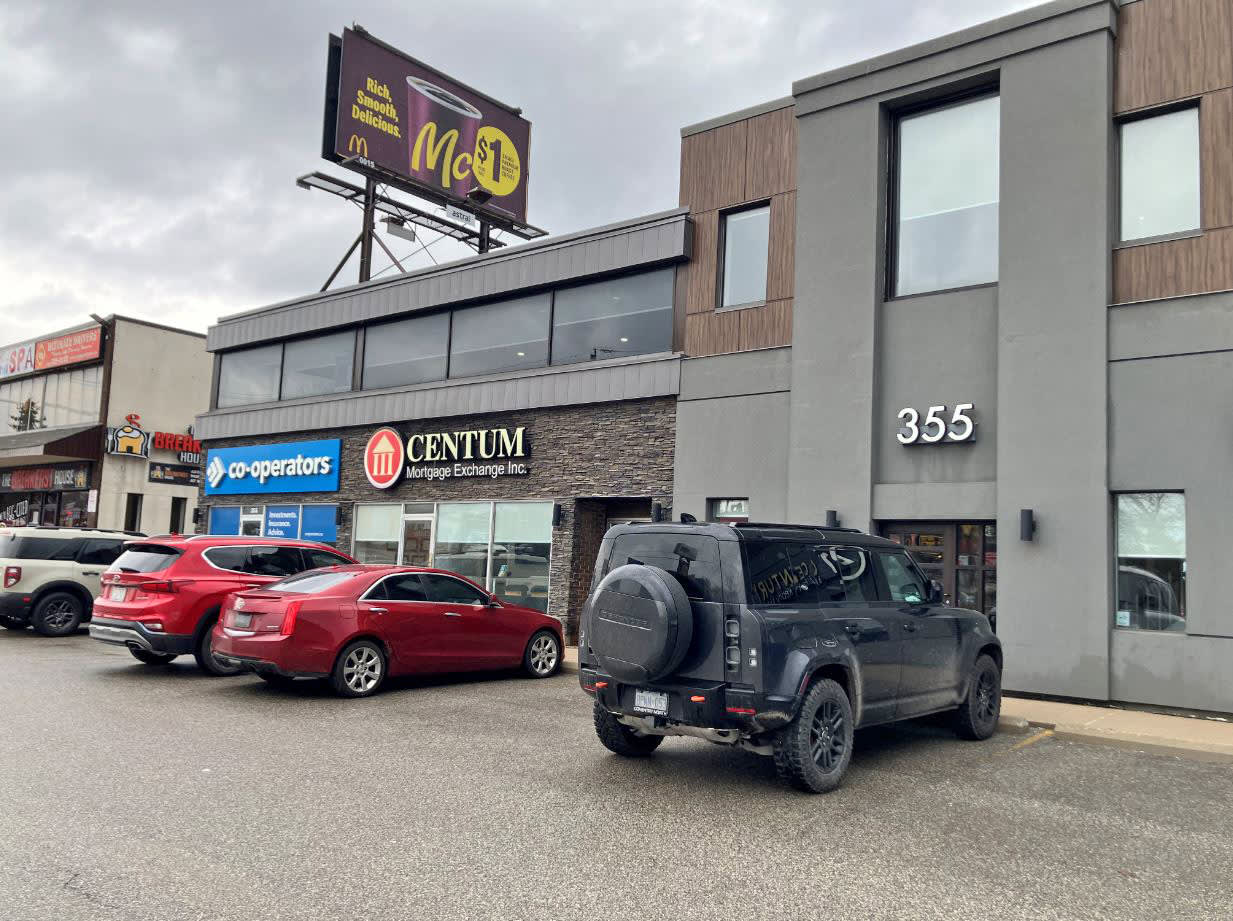 Office Spaces Available for Lease on Bayfield St & Cundles St, Barrie photo 1