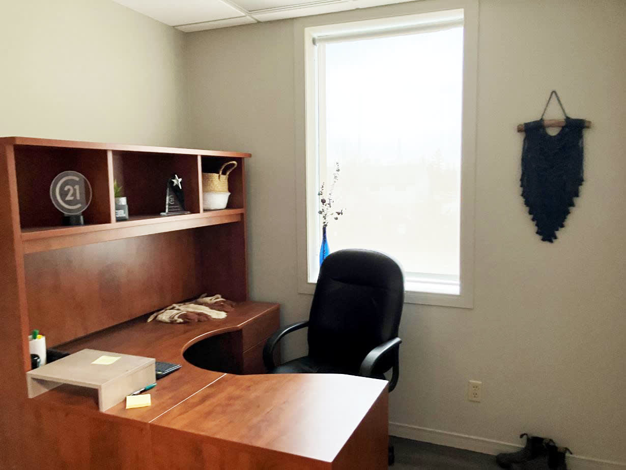 Office Spaces Available for Lease on Bayfield St & Cundles St, Barrie photo 2