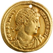 obverse of Constantine I RIC VII 90