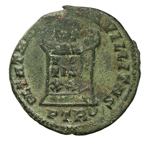 reverse of Constantine I RIC VII 425