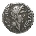obverse of Roman Republic RRC 477/1b