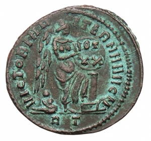 reverse of Maxentius RIC VI 235