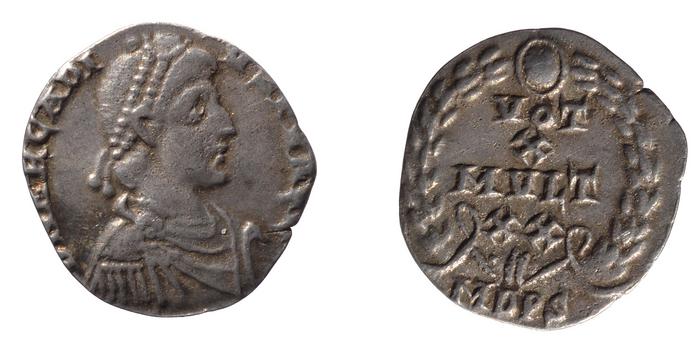 reverse of Honorius RIC X 1229