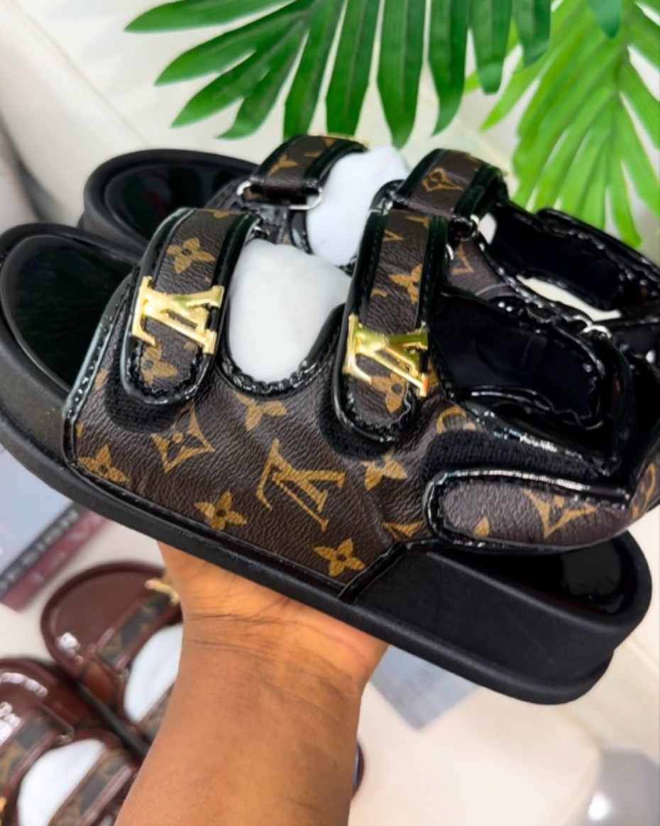 Quality Lv Sandal