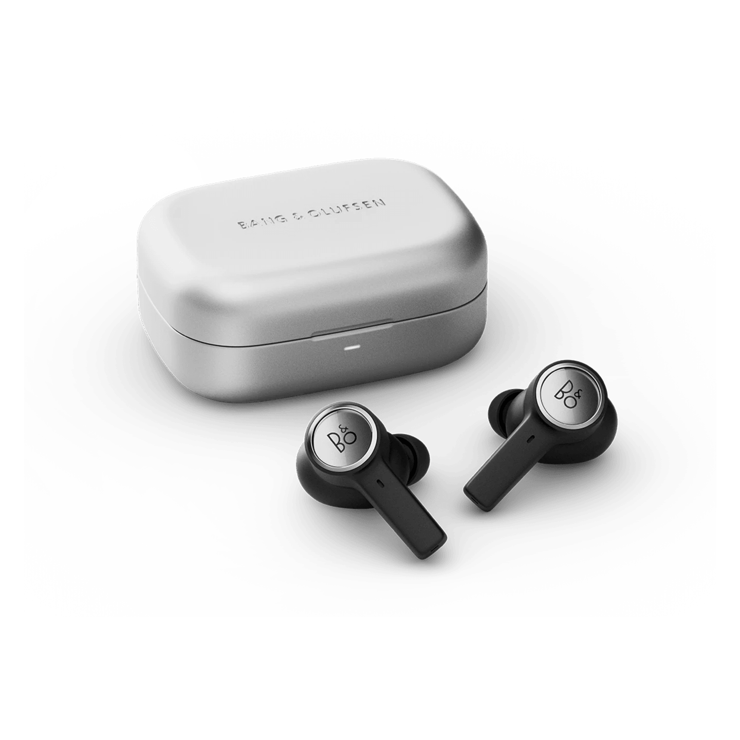 Super Easy Eleven in Natural Aluminium with case and earbuds next to each other