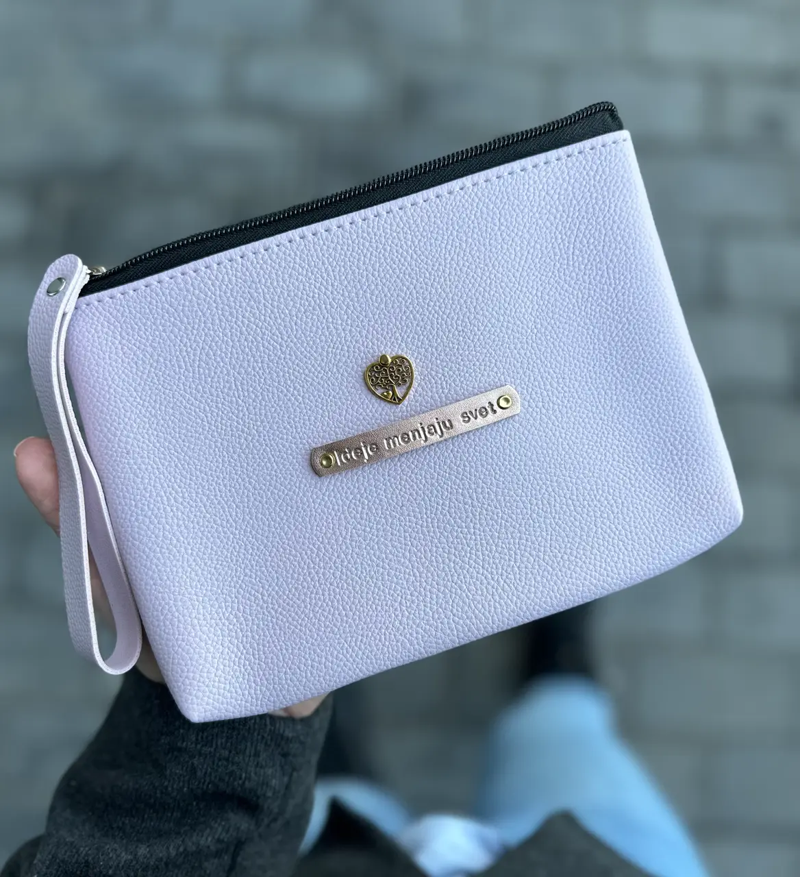 „Ideje menjaju svet”