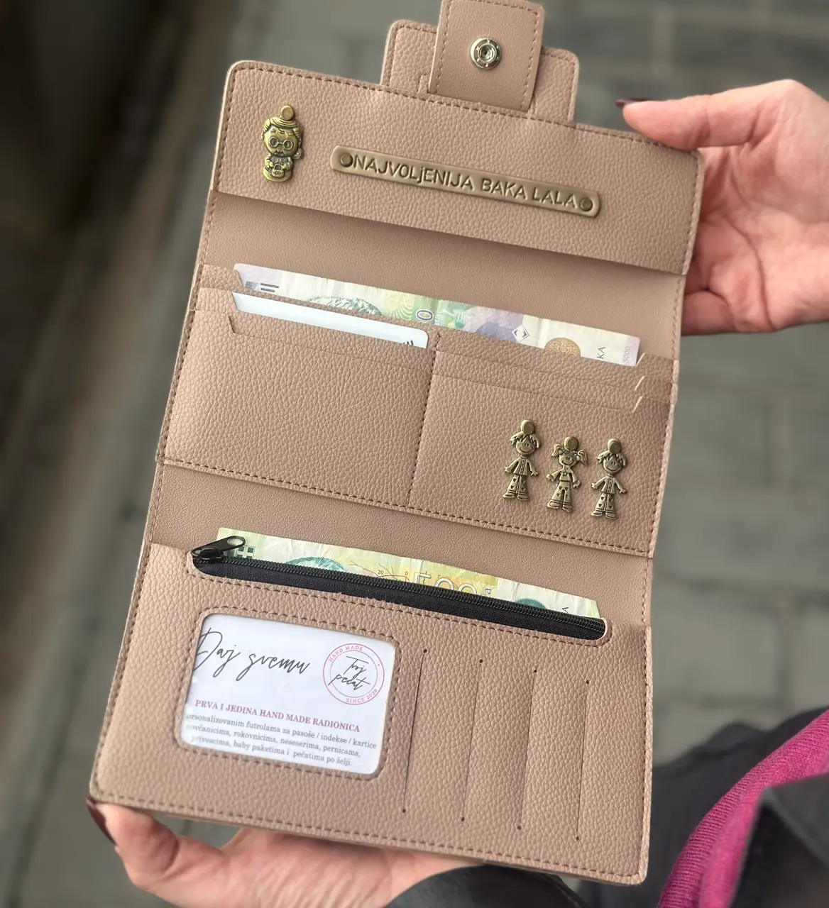 „Najvoljenija si”