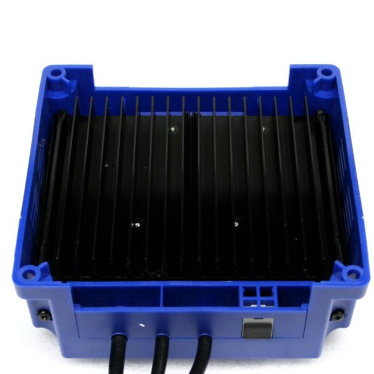 Guest 2 bank 10 amp per bank, battery type charger