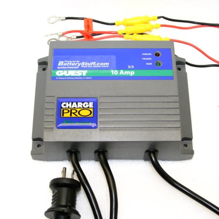 Guest 12/24V 10A 2 Bank Charger #2611A