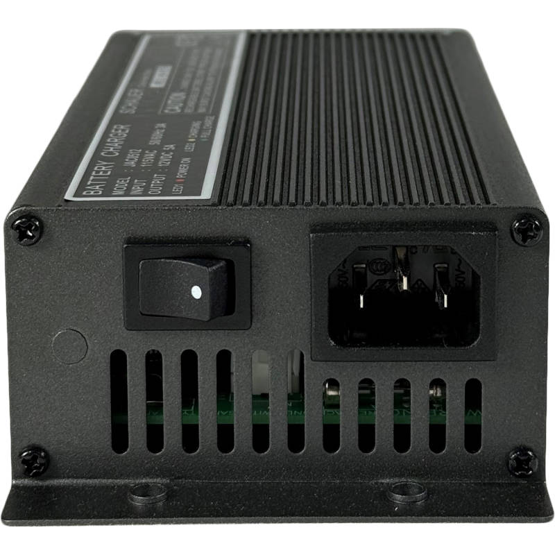 Schauer JAC0512-R (0891-49): 12v 5 Amp Automatic Smart Charger
