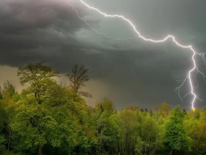 Дождь с грозой ожидается в ЛНР 25 июня