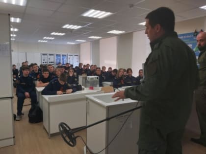 Луганские кадеты продолжают постигать основы будущей профессии