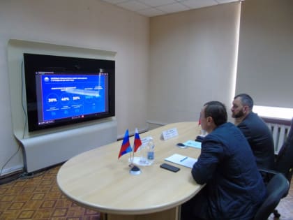 Первый заместитель Председателя Народного Совета ЛНР Дмитрий Хорошилов в формате видео-конференц-связи принял участие в 