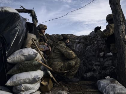 Украинские войска в ближайшее время оставят Соледар, считают в ЛНР