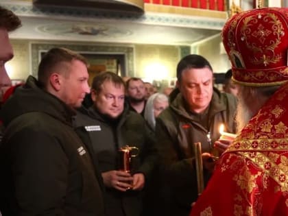 Леонид Пасечник: В Луганскую Народную Республику, как и другие регионы России, прибыл Благодатный огонь