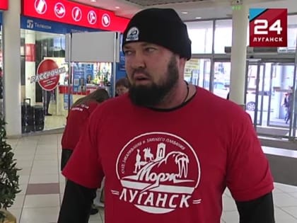 Продолжается сбор подписей в поддержку кандидатуры Владимира Путина