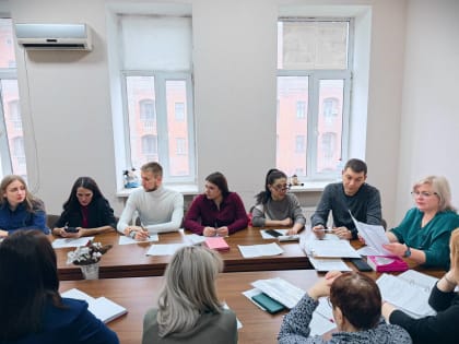 Прошло очередное заседание Луганской городской комиссии по делам несовершеннолетних и защите их прав