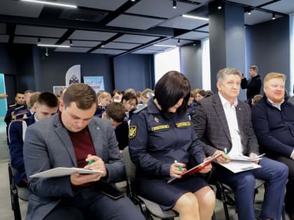 Большой этнографический диктант проходит в Луганской Народной Республике