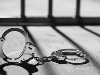 В Ровеньках мужчине предъявлено обвинение в убийстве несовершеннолетней