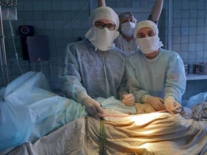 Хирурги Луганской республиканской клинической больницы спасли мужчину от ампутации ноги и инвалидности, сообщили в Минзд