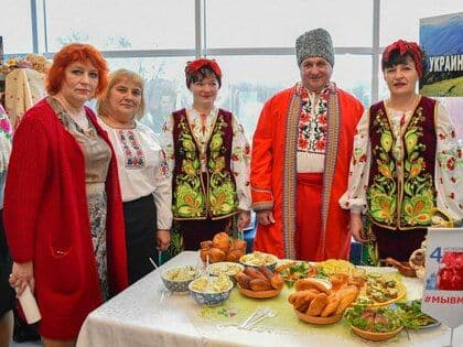 Украинская культура в ЛНР сохранилась, она не имеет отношения к политике - общественник