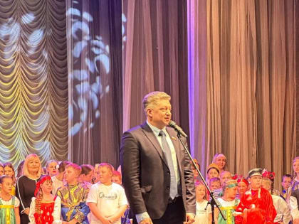 В Луганске завершился фестиваль детского творчества «Один мир – одна мечта»