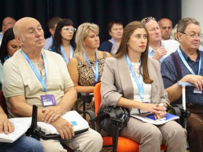 Образование в ЛНР: Флагманская школа для руководителей СПО