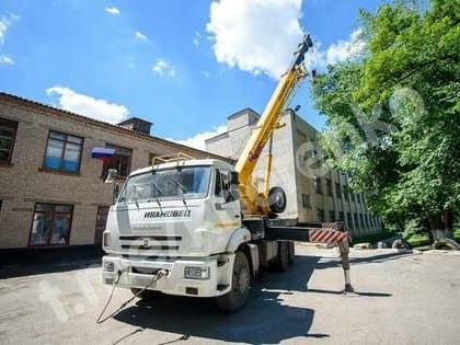 Специалисты из Москвы отремонтируют школу в Каменнобродском районе Луганска к 1 сентября