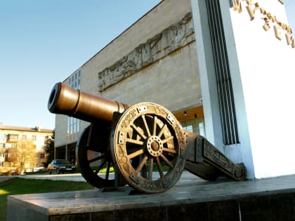 Исторические события октября в Луганске