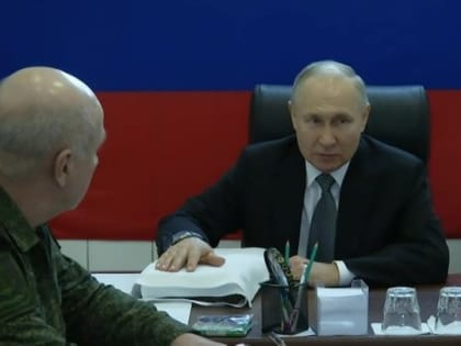 Президент впервые посетил Херсонскую область и ЛНР