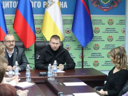 В Антраците Денис Мирошниченко с жителями обсудил вопросы создания территориального отделения «Единой России»