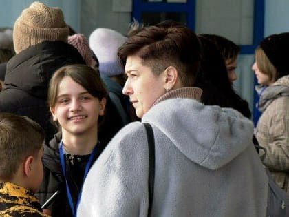 Группа детей из ЛНР отправилась в Москву на каникулы в рамках проекта "Город открытий"
