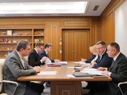 Леонид Пасечник: Обсудили с руководителем Минстроя России Иреком Файзуллиным ход восстановления жилых домов и соцобъекто