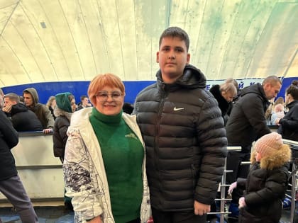 «Елка желаний» продолжается. Коньки для юного спасателя