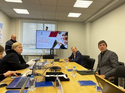 Преподаватели и студенты Луганской государственной академии культуры и искусств (ЛГАКИ) имени Михаила Матусовского начал