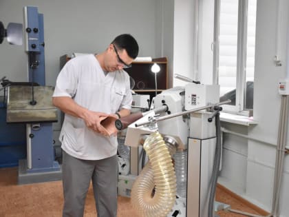 Луганский протезно-ортопедический завод за год изготовил более шести тыс. изделий благодаря господдержке