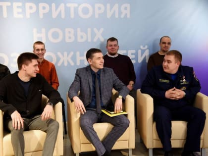 Леонид Пасечник: Одним из важнейших вопросов для нашей республики является поддержка демобилизованных студентов
