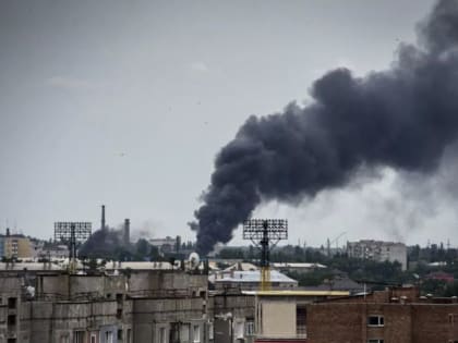 Военная хроника: рядом с местом обстрела в Луганске нашли обломки ракеты ADM-160 MALD