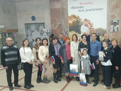 Выставка декоративно-прикладного искусства открылась в Луганске