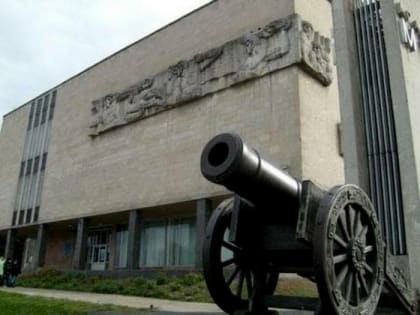 Луганский краеведческий музей изменил стоимость входного билета и экскурсионного обслуживания