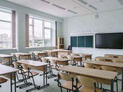 Более 80 школ ЛНР обновят материально-техническую базу — Минобрнауки