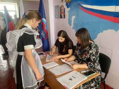 Более 7,5 тысяч жителей ЛНР приняли участие во Всероссийской акции «Диктант Победы»