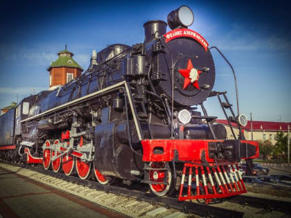 93 года со дня выпуска первого паровоза ФД в Луганске