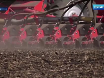 Аграрии Республики активно продолжают посевные работы