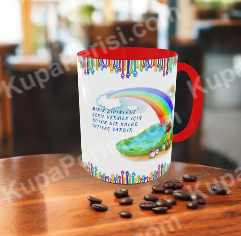 Minik Zihinlere Büyük Kalp Öğretmen Kupası